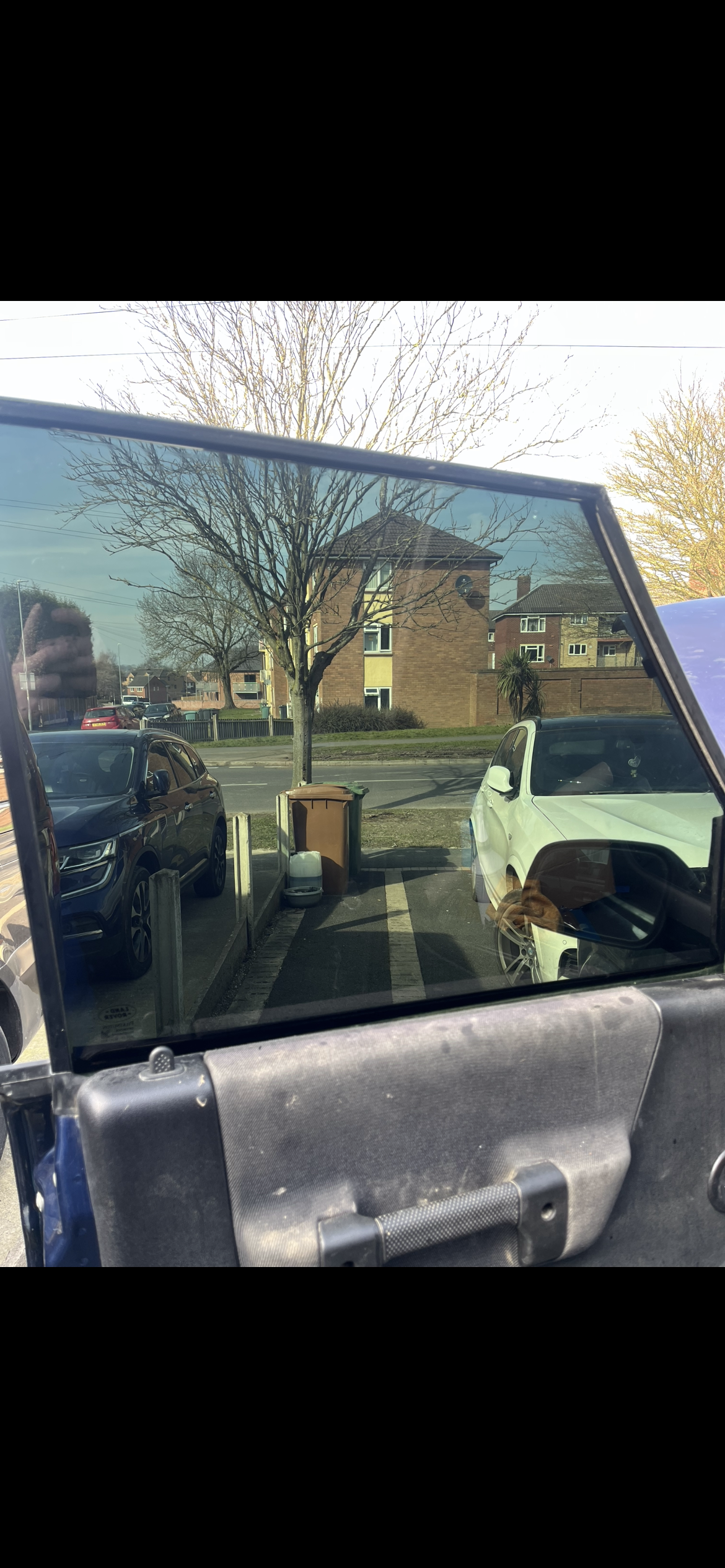 MOBILE TINT Black out tint 95% tint (5% VLT)